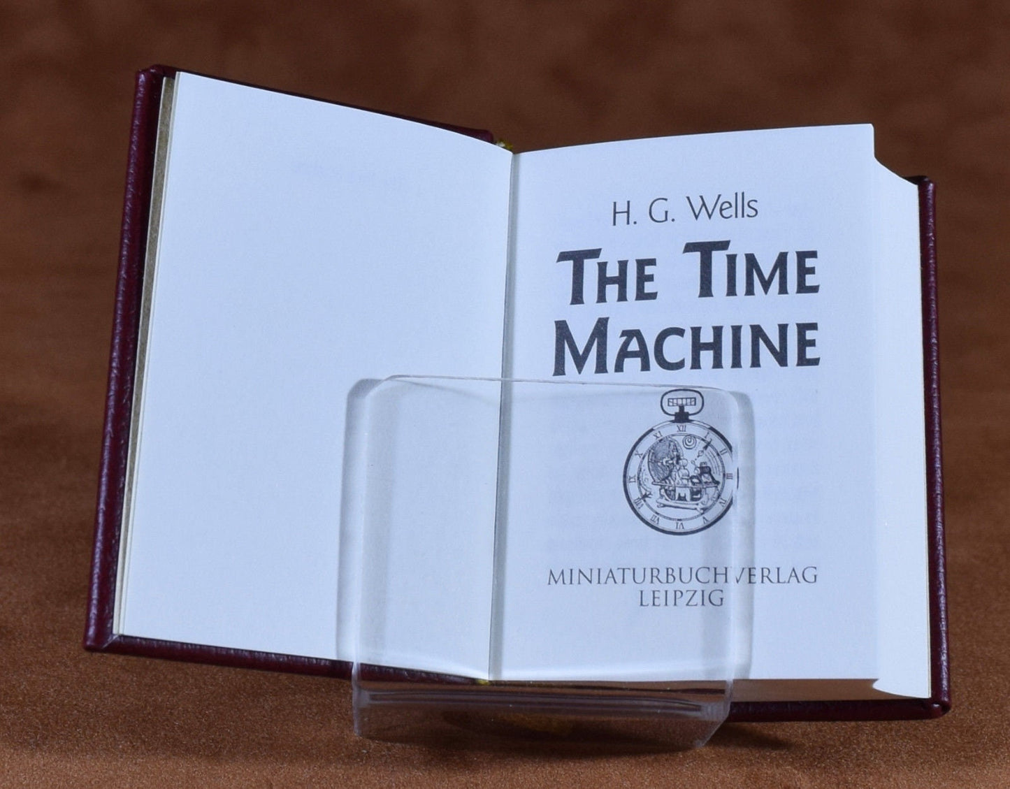 The Time Machine H.G. Wells Miniature Book