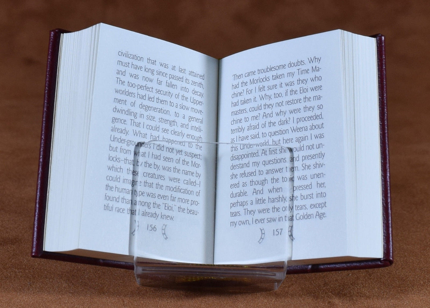 The Time Machine H.G. Wells Miniature Book