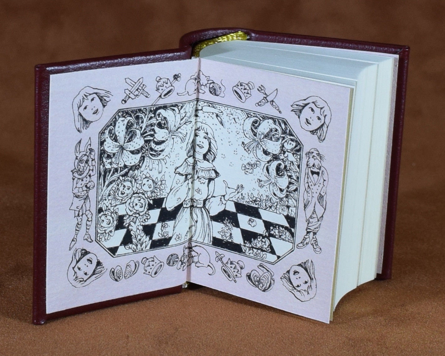 Lewis Carroll Through the Looking Glass Miniature Book