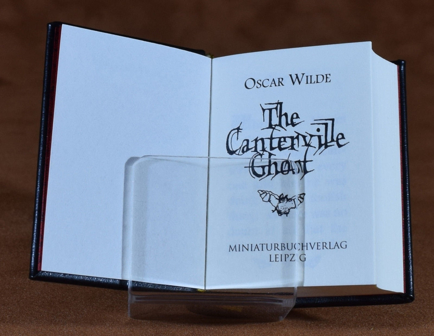 The Canterville Ghost by Oscar Wilde Miniature Book