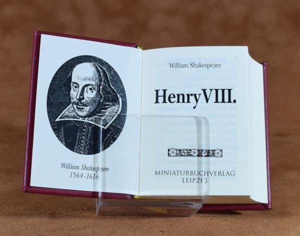 Henry VIII William Shakespeare Miniature Book