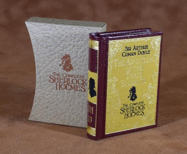 Sherlock Holmes Vol. 33 The Adventure of the Three Students Miniature Book