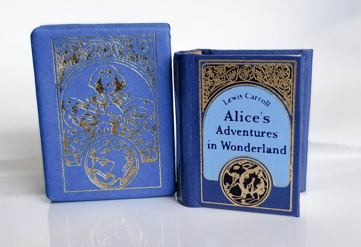 Dollhouse Book Alice's Adventures in Wonderland Micro Miniature