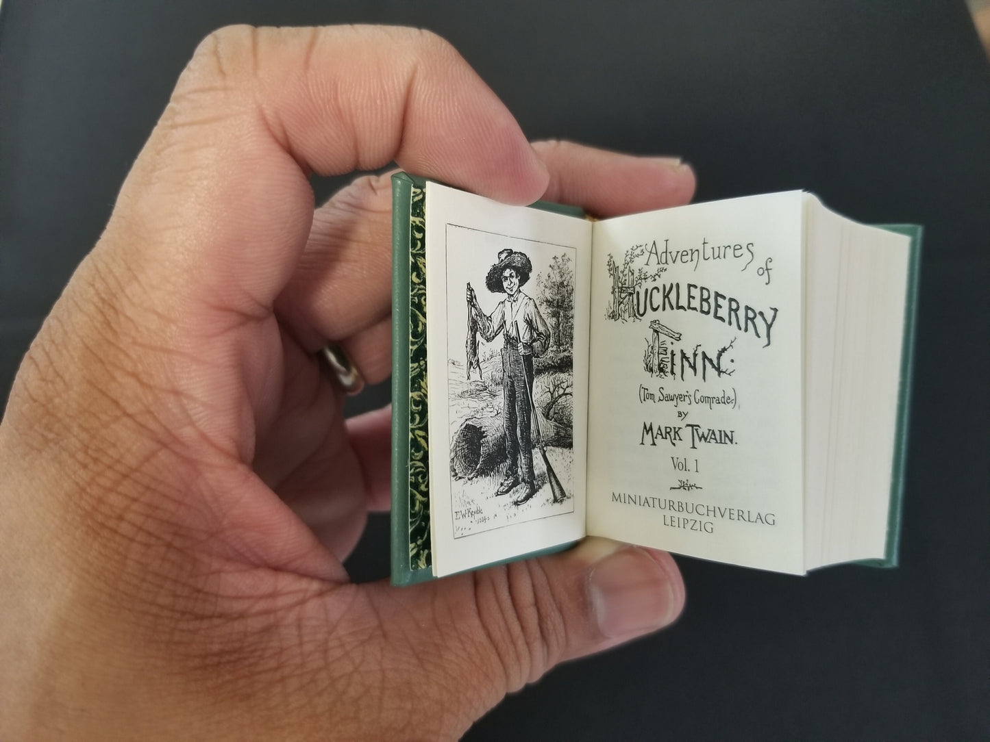 The Adventures of Huckleberry Finn by Mark Twain Miniature Book 2 vol set