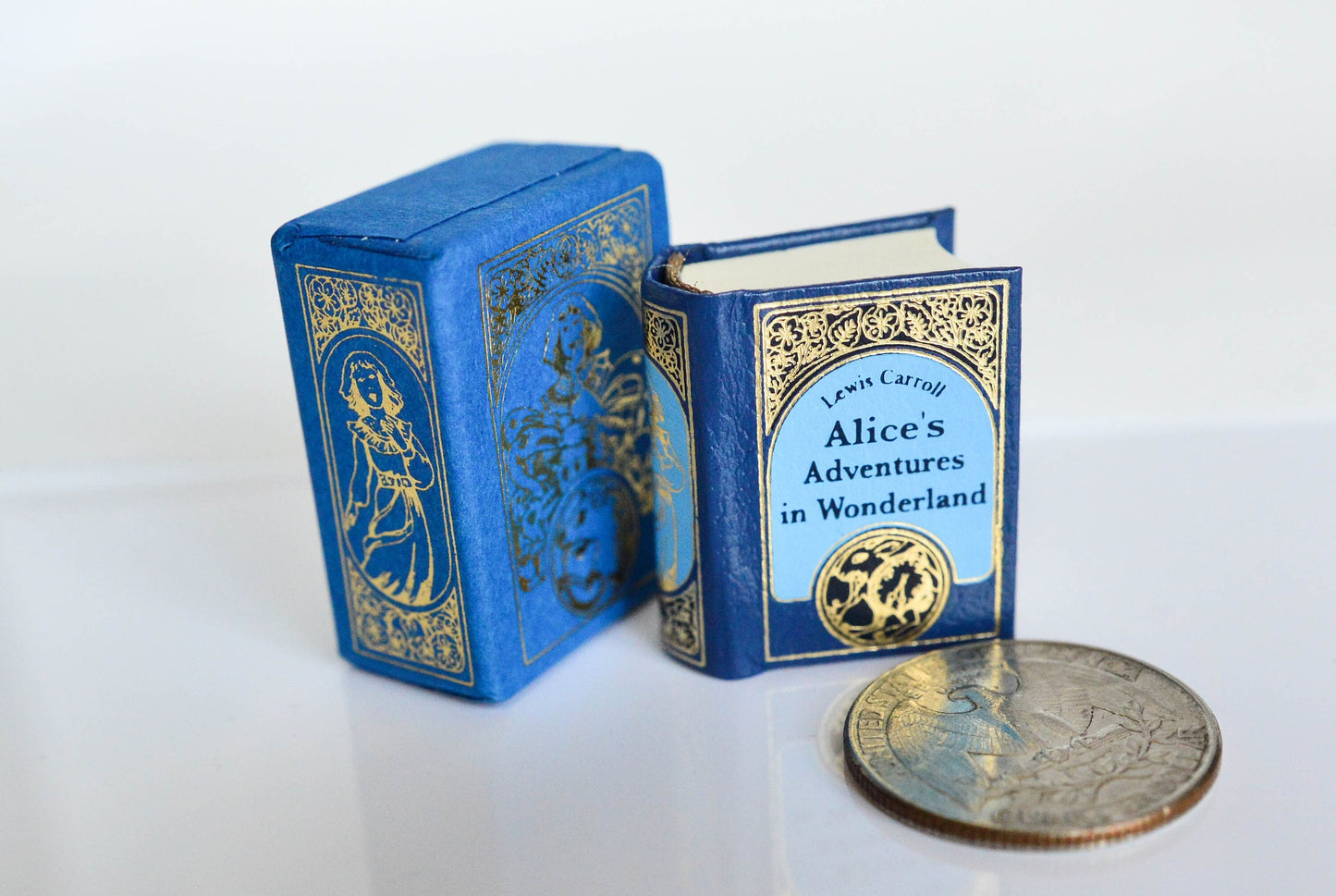 Dollhouse Book Alice's Adventures in Wonderland Micro Miniature