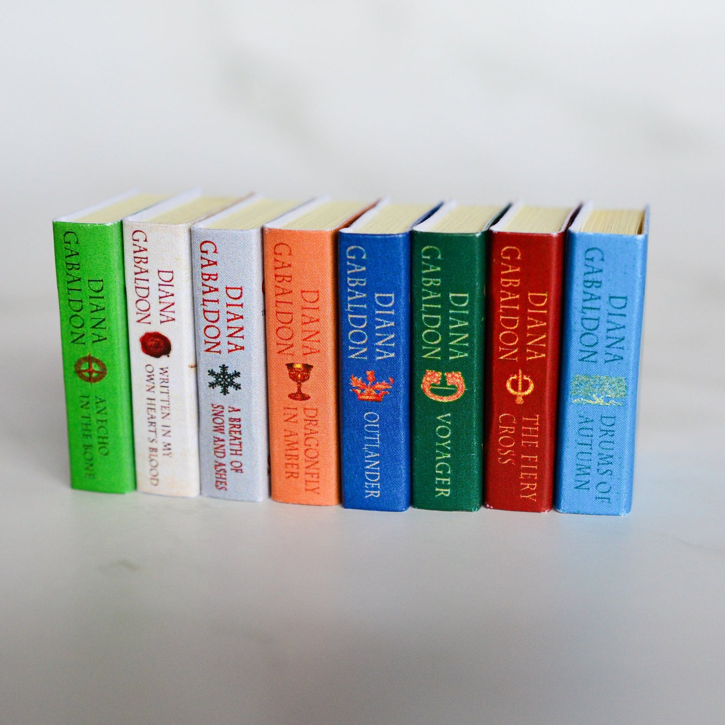 Outlander Book Series 8 Vol. Set Diana Gabaldon Dollhouse Micro Miniature Book A Collection of Quotes & Sayings Paperback