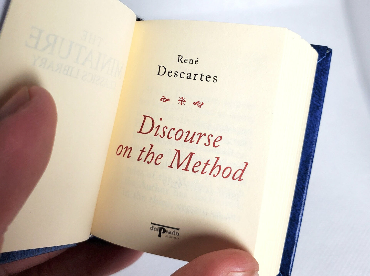 Discourse on the Method by René Descartes Miniature Book English Text
