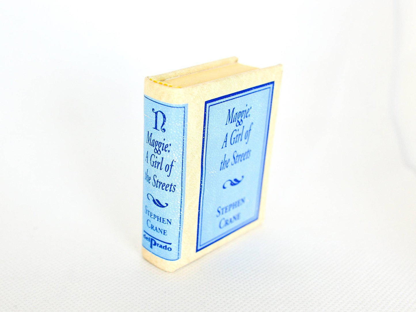 Maggie - A Girl of The Streets by Stephen Crane Miniature Book English Text
