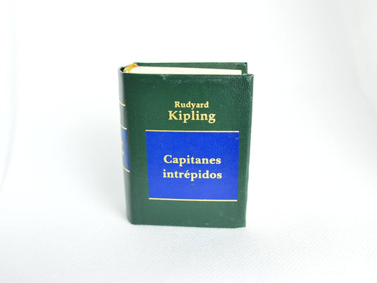 Capitanes Intrèpidos (Captain Courageous) by Rudyard Kipling Spanish Language Miniature Book