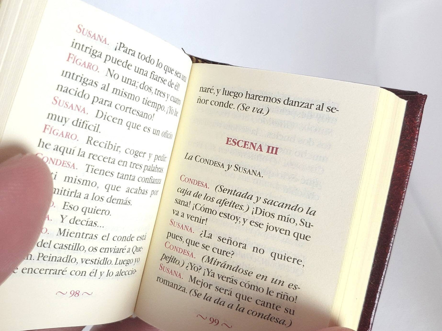 Las Bodas De Fìgaro (The Marriage of Figaro) by Pierre Caron De Beaumarchais Spanish Language Miniature Book