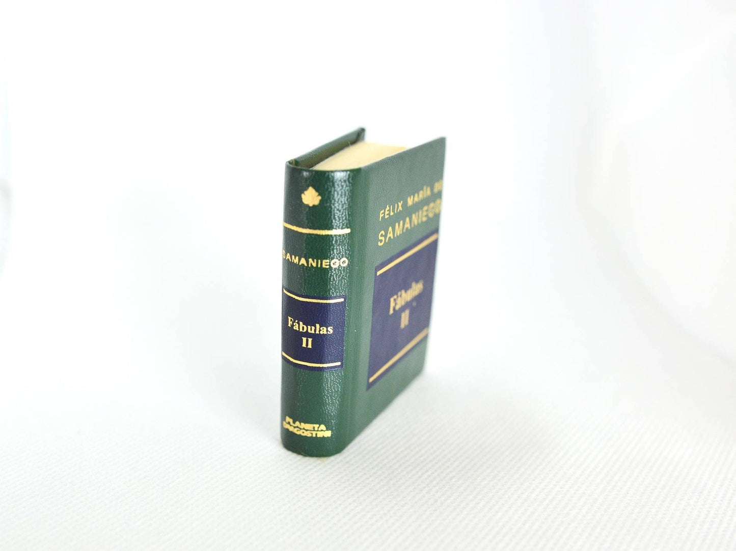Fábulas II (Fables) by Félix María De Samaniego Spanish Language Miniature Book