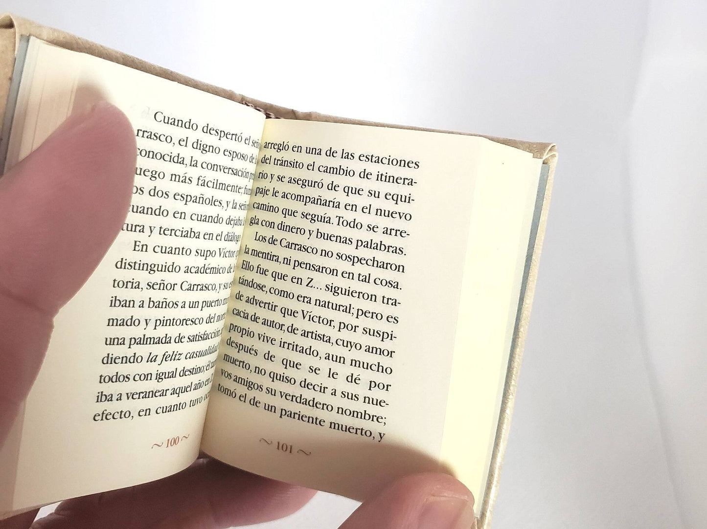 Cuentos (Stories) by Leopoldo Alas Clarín Spanish Language Miniature Book