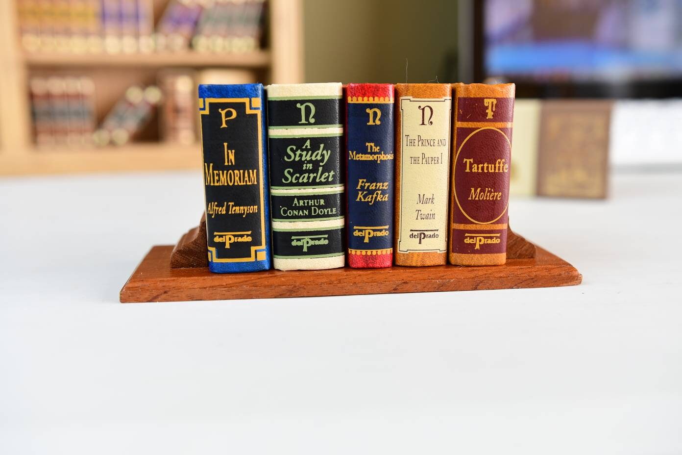 Wooden Bookstand for Miniature Books Full Size (Fits 5 Minibooks)