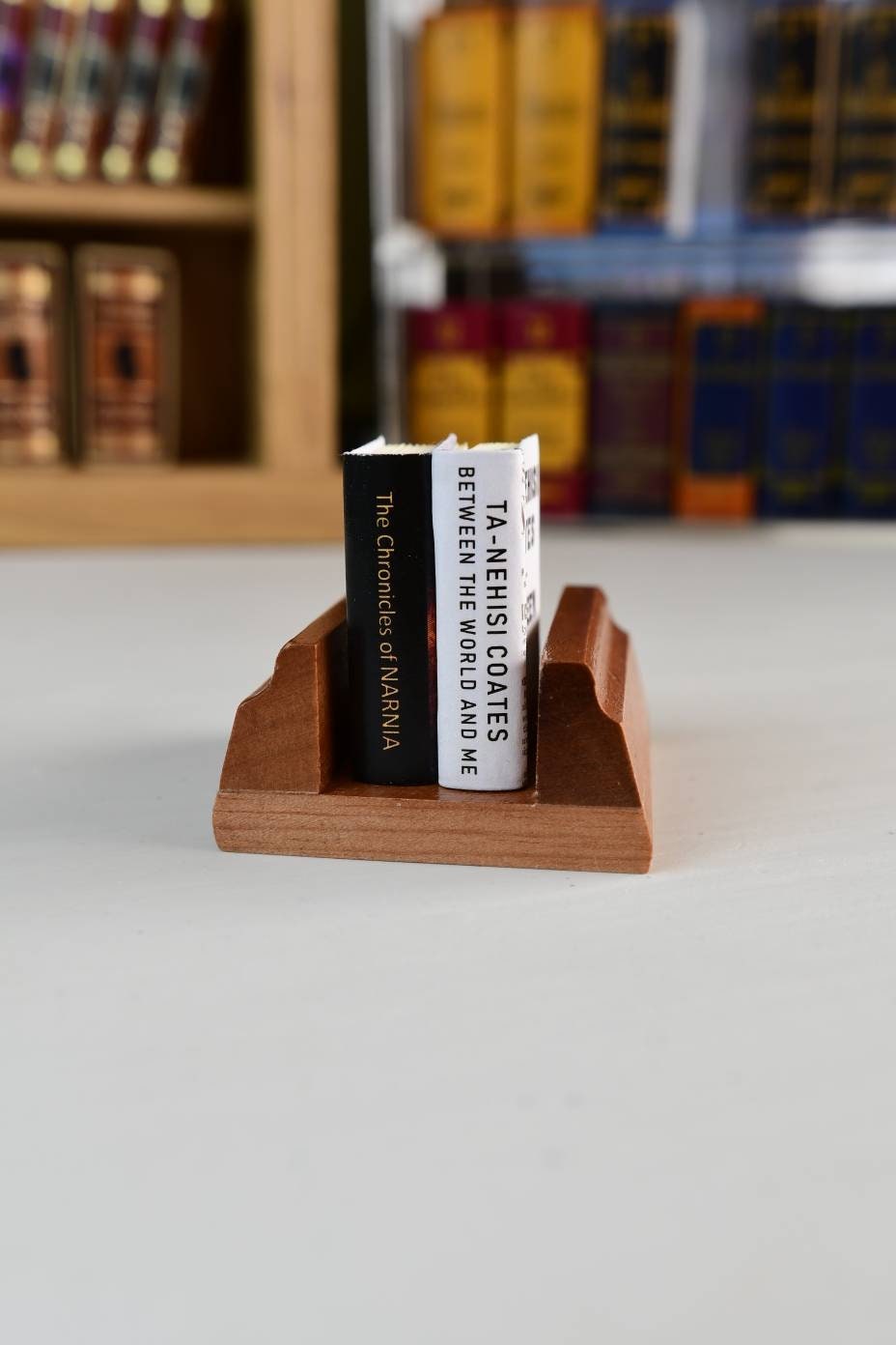 Micro Wooden Bookstand Bookends for Miniature Books (Fits 1 Minibook)