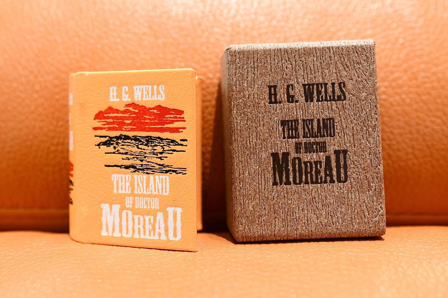 The Island Of Doctor Moreau by H.G. Wells Miniature Book