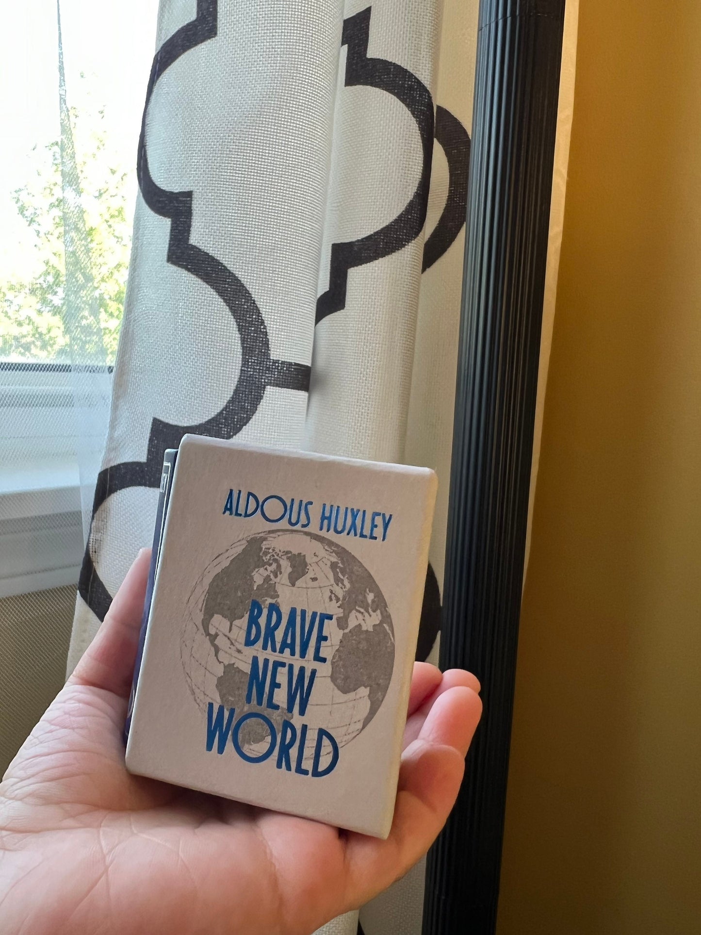 Brave New World by Aldous Huxley Miniature Book