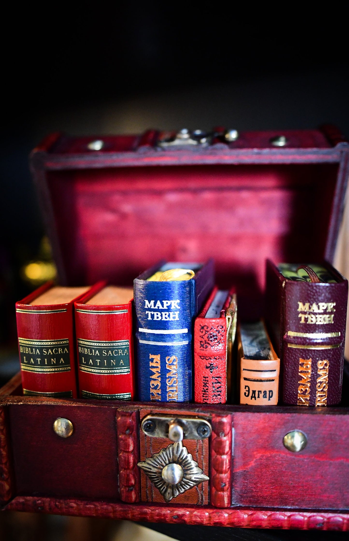 Treasure Chest (Large) for Miniature Books