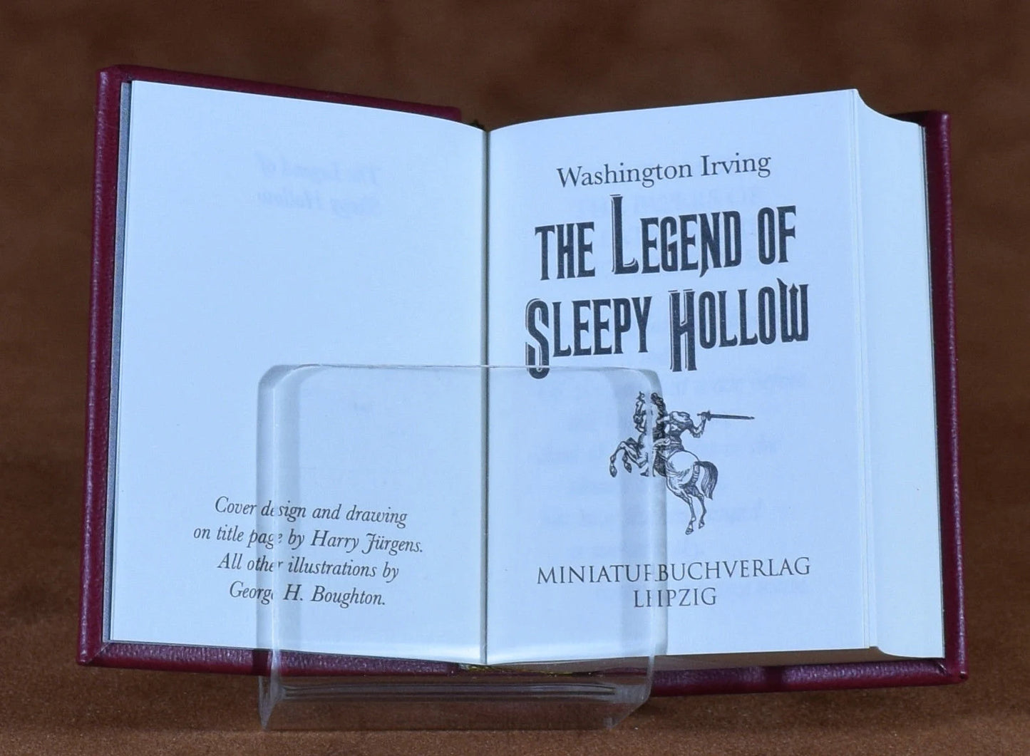 The Legend of Sleepy Hollow by Washington Irving Miniature Book