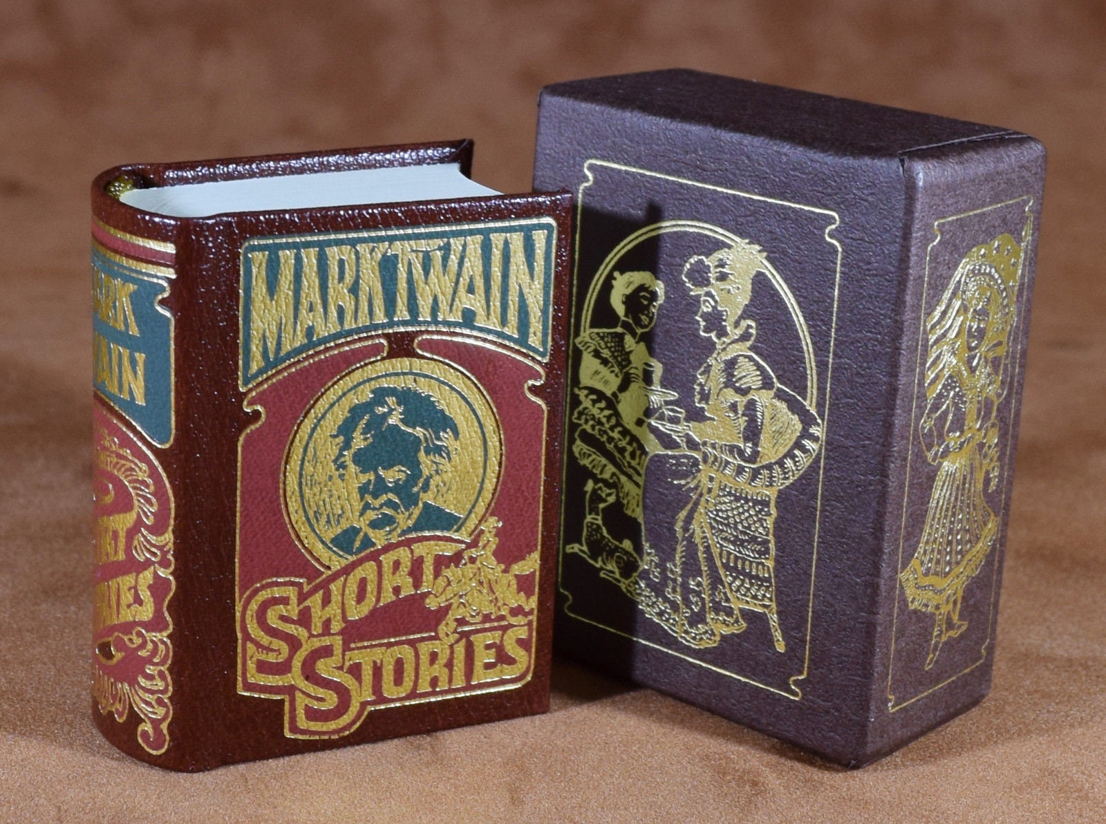 MARK TWAN Classc Mnature Books Set Dollhouse 1:12 Scale 3 MARK TWAN Classc Mnature Books Set Dollhouse 1:12 Scale 3
