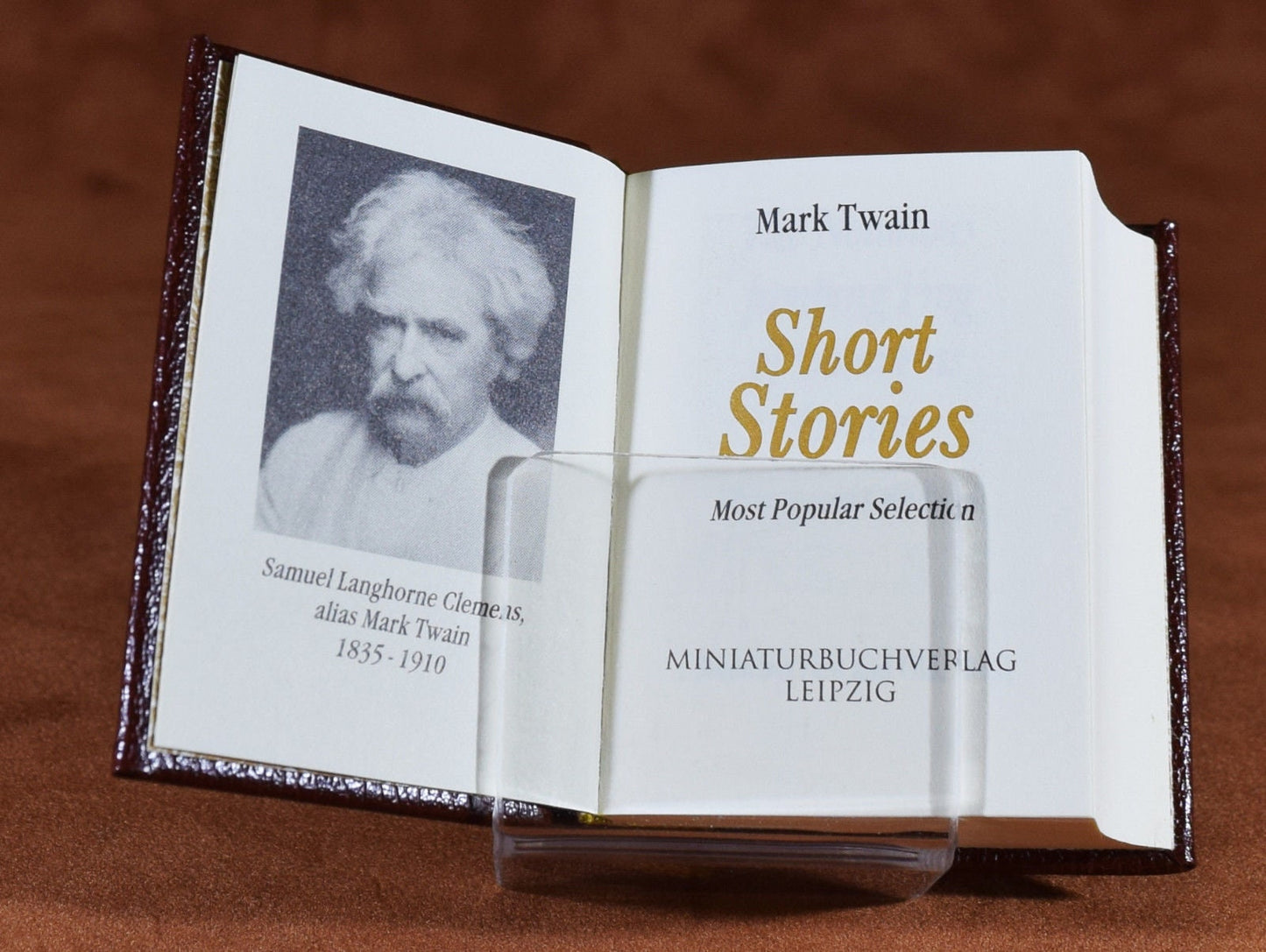 Mark Twain Short Stories Miniature Book