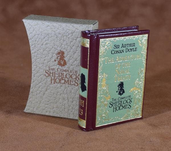 Sherlock Holmes Vol. 23 The Adventure of the Naval Treaty Miniature Book