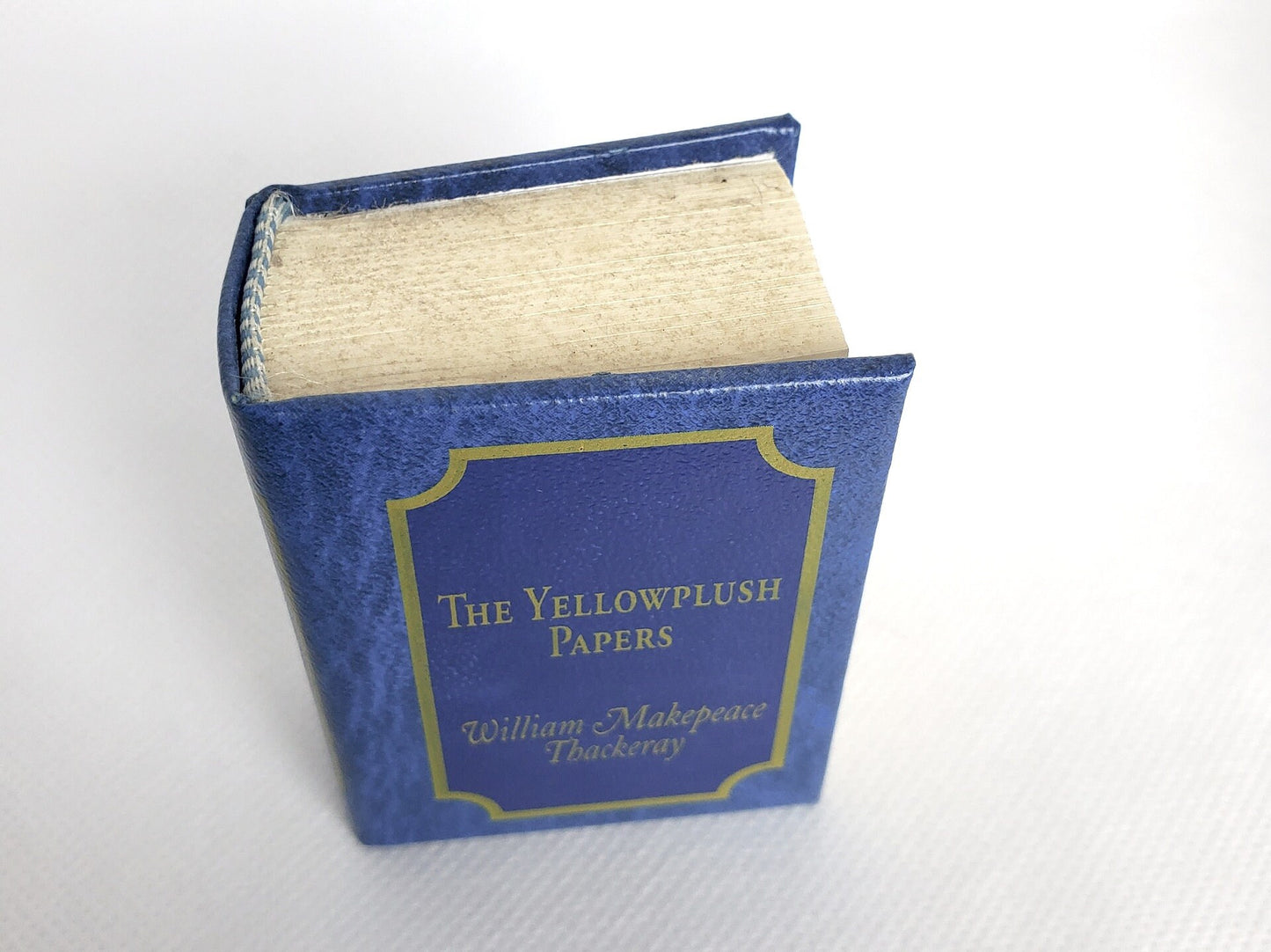 The Yellowplush Papers by William Makepeace Thackeray Miniature Book English Text