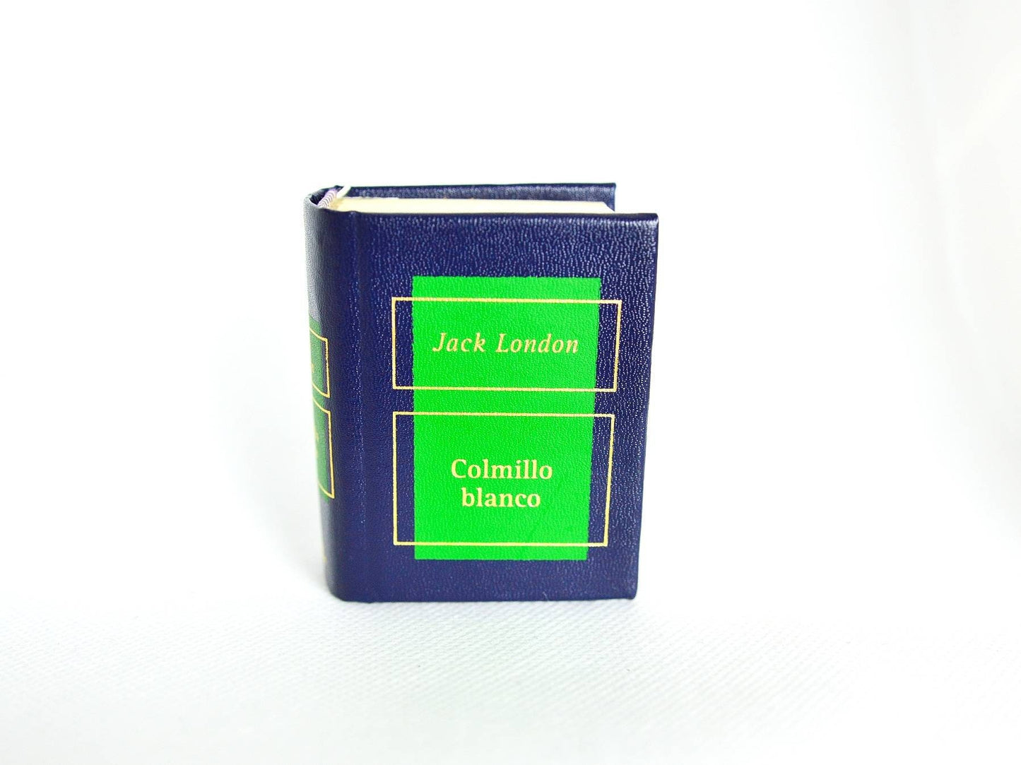 Colmillo Blanco (White Fang) by Jack London Spanish Language Miniature Book