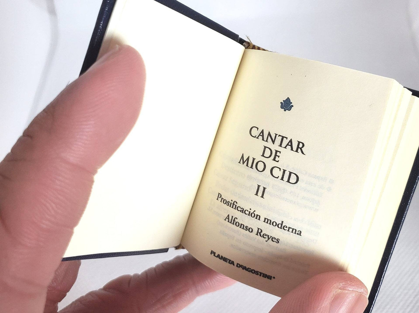 Cantar de Mio Cid II by Ramón Menéndez Pidal Spanish Language Miniature Book